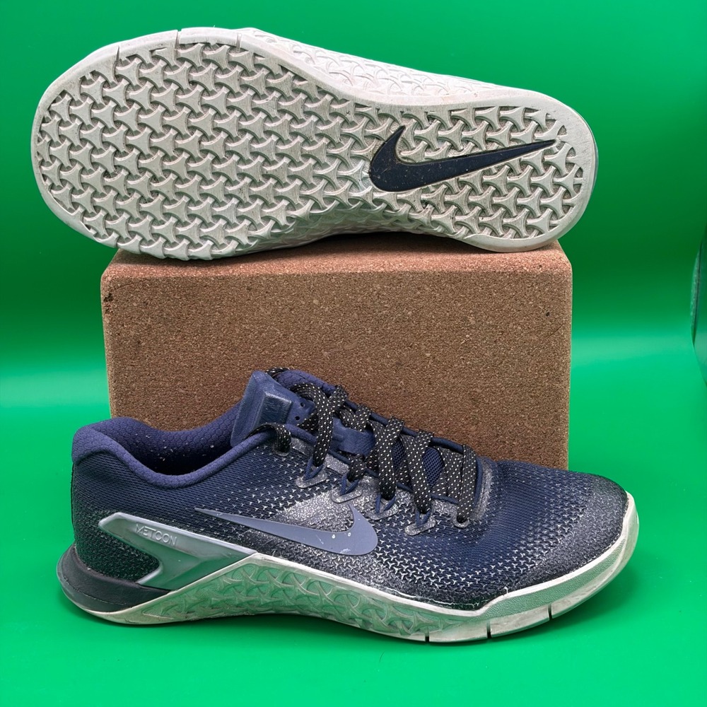 Nike Metcon 4 Training Shoes Womens 7.5 Navy CrossFit Weightlifting AJ7804-440